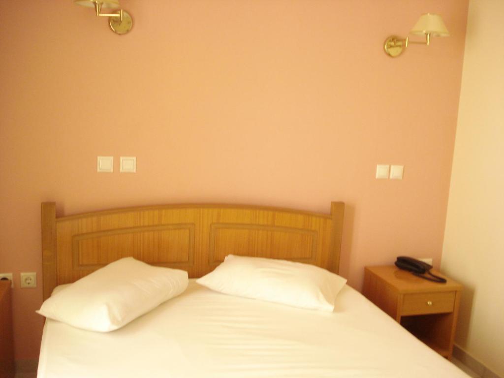 Cybele Guest Accommodation Athen Zimmer foto